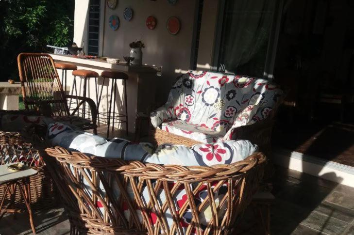 Comfy Home-Tropical Garden & 5 Min Walk To Beach Tamarin Bagian luar foto