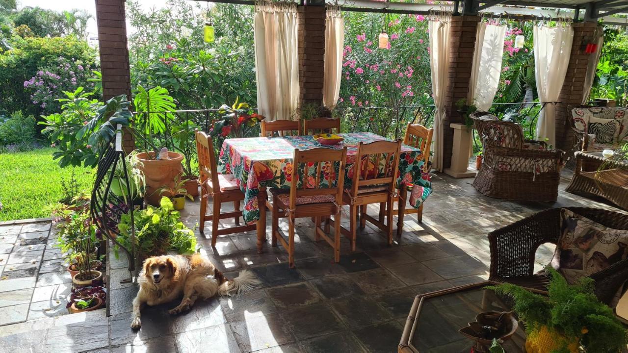 Comfy Home-Tropical Garden & 5 Min Walk To Beach Tamarin Bagian luar foto